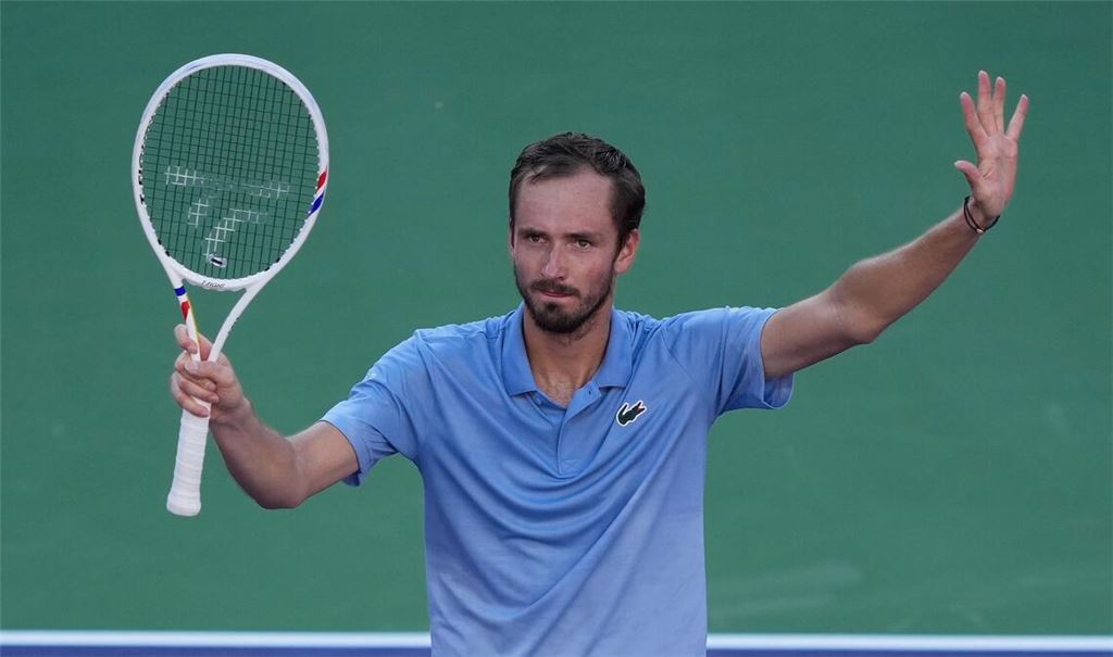 Überraschender Sieger gegen Carlos Alcaraz: Der Russe Daniil Medwedew.