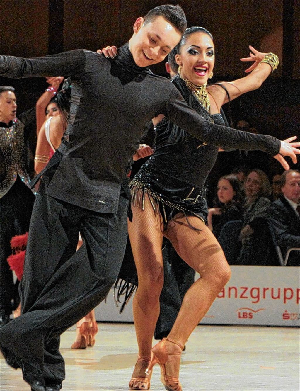 Überzeugen acht von neun Juroren: Jan Janzen und Victoria Litvinova.