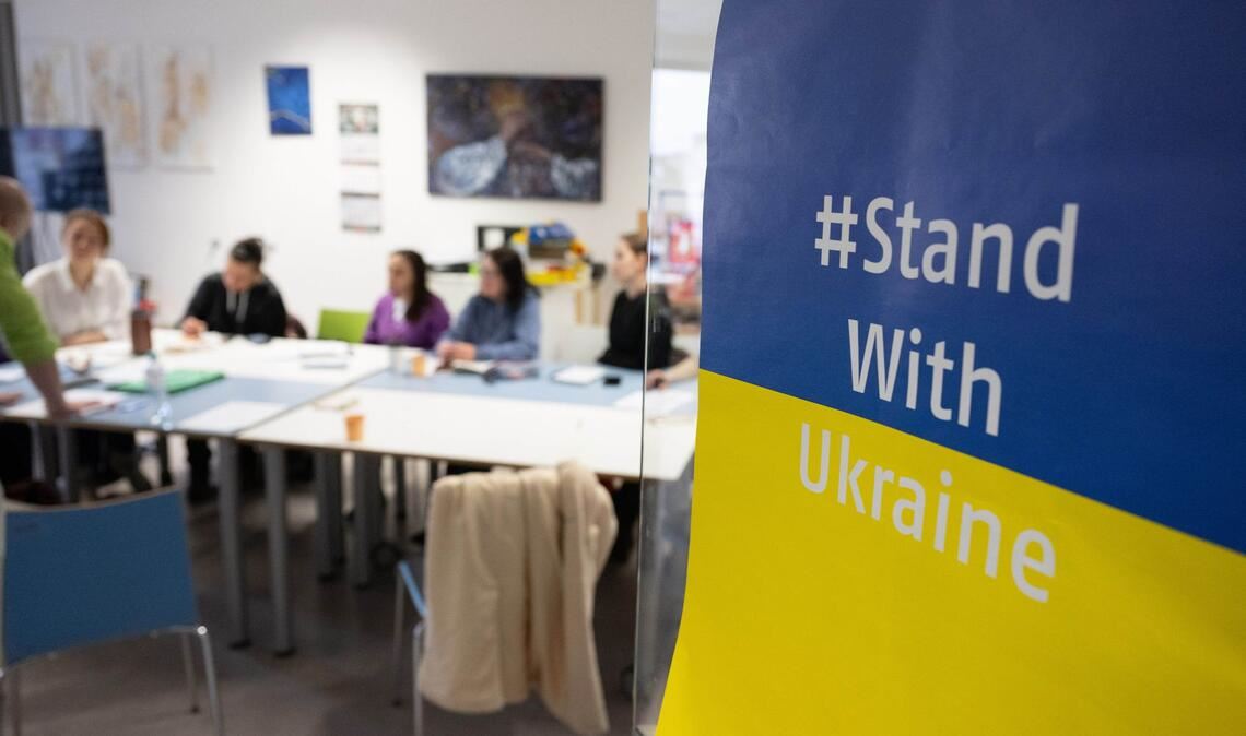 Ukrainerinnen und Ukrainer müssen in der Europäischen Union, um Schutz zu erhalten, keinen Asylantrag stellen. (Symbolbild)