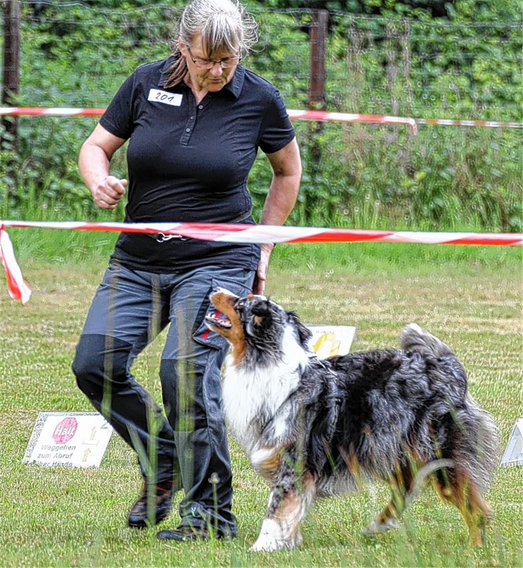 Ulrike Bloß mit Buddy.