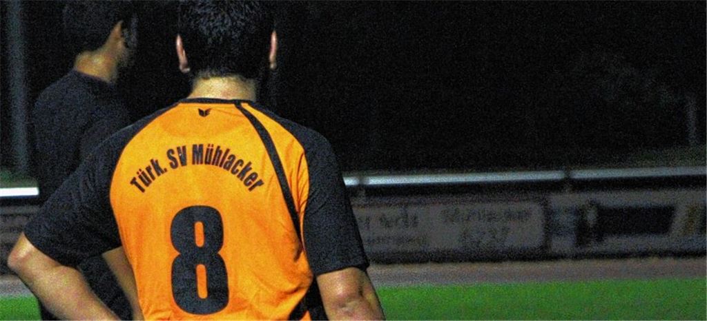 Um den Türkischen SV Mühlacker sieht es sportlich düster aus: null Punkte aus neun Spielen, die Nichtabstiegsplätze schon zehn Punkte entfernt. Aufhören will im Verein jedoch niemand. 