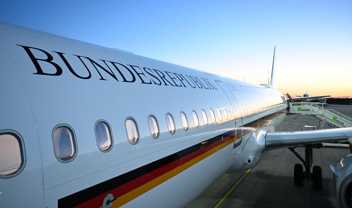 Um die Nutzung der Flugbereitschaft durch die Regierenden gibt es immer wieder Debatten. (Archivbild)