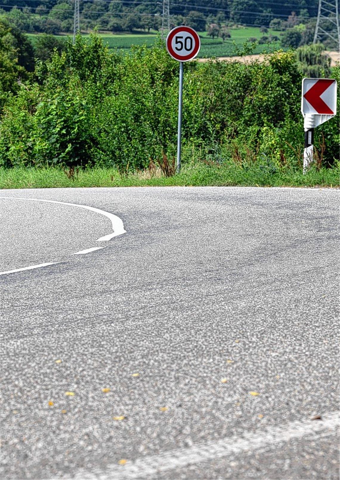 Der Anstieg beginnt auf dem Feldweg