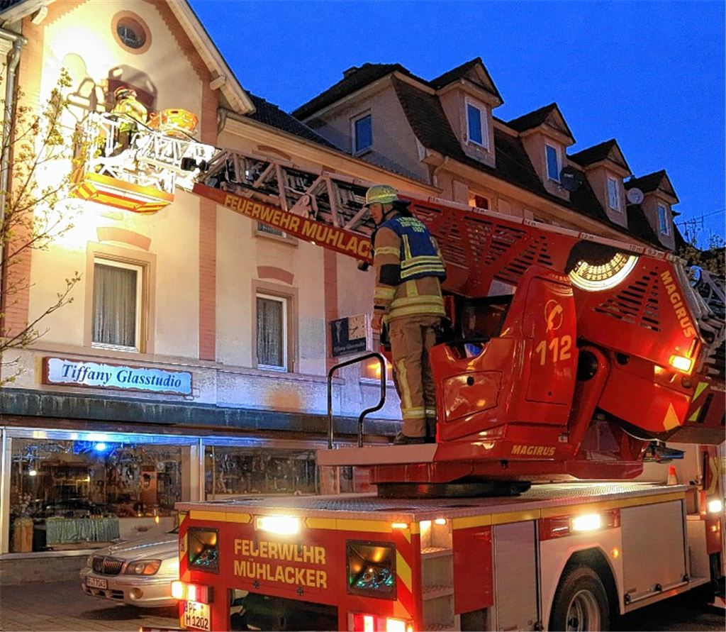 Hilfe mit der Drehleiter
