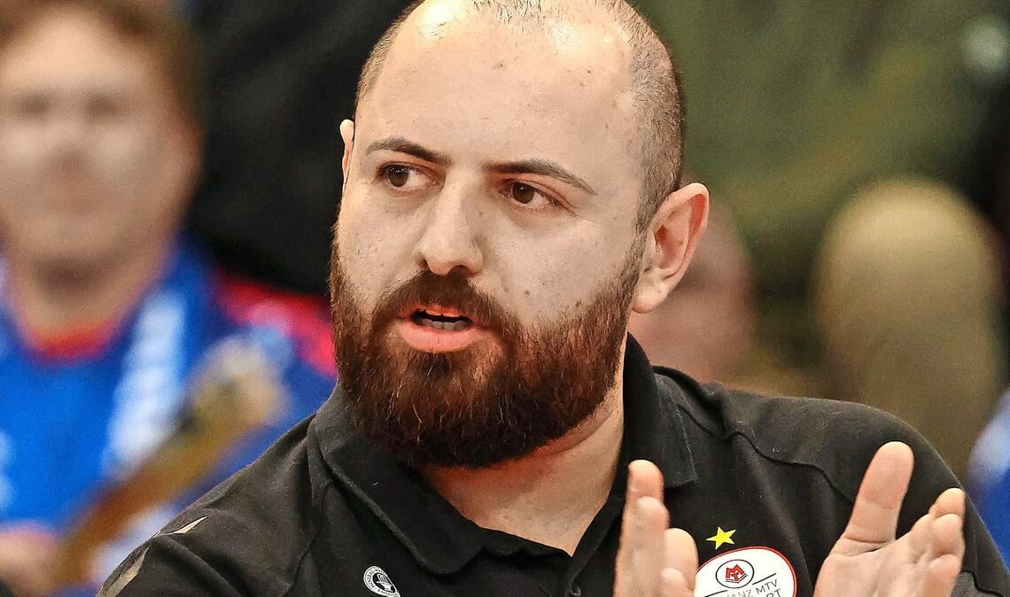 Konstantin Bitter sammelt „wertvolle Erfahrungen“ Umtriebiger Volleyball-Trainer: Konstantin Bitter von Allianz MTV Stuttgart.
