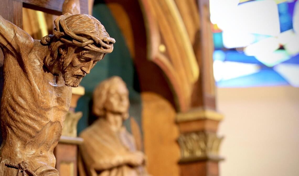 Unbekannte haben aus der evangelischen Stadtkirche in Schwetzingen eine Jesusfigur entwendet. Das Bild zeigt nicht die gestohlene Figur (Symbolbild).