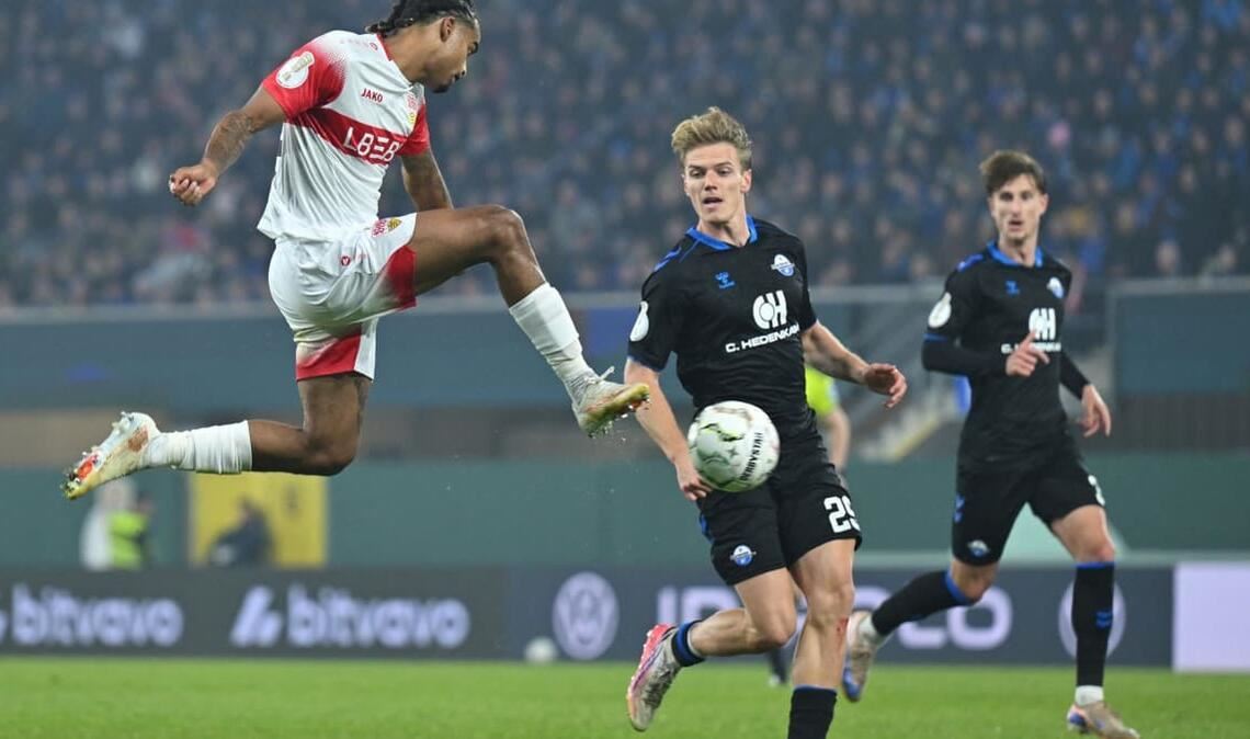 Und auch die VfB-Profis nehmen so langsam das Heft in die Hand.