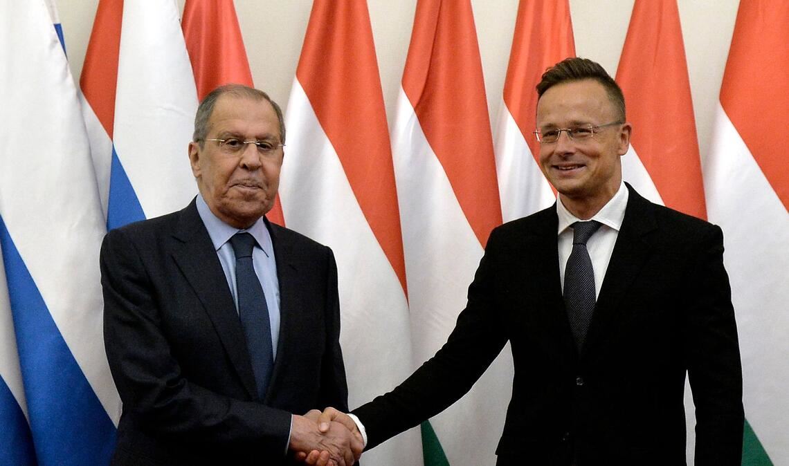 Ungarns Außenminister Peter Szijjarto soll laut Medienberichten seinem russischen Kollegen Sergej Lawrow EU-Interna übermittelt haben.