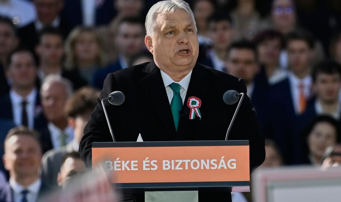 Ungarns Ministerpräsident Viktor Orban hofft auf Unterstützung des US-Vizepräsidenten JD Vance vor der Parlamentswahl.
