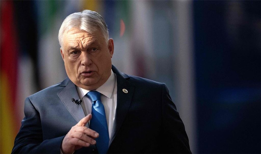 Ungarns Regierungschef Viktor Orbán hat beim EU-Gipfel ein Festhalten an seinem Veto gegen milliardenschwere europäische Finanzhilfen für die Ukraine angekündigt.