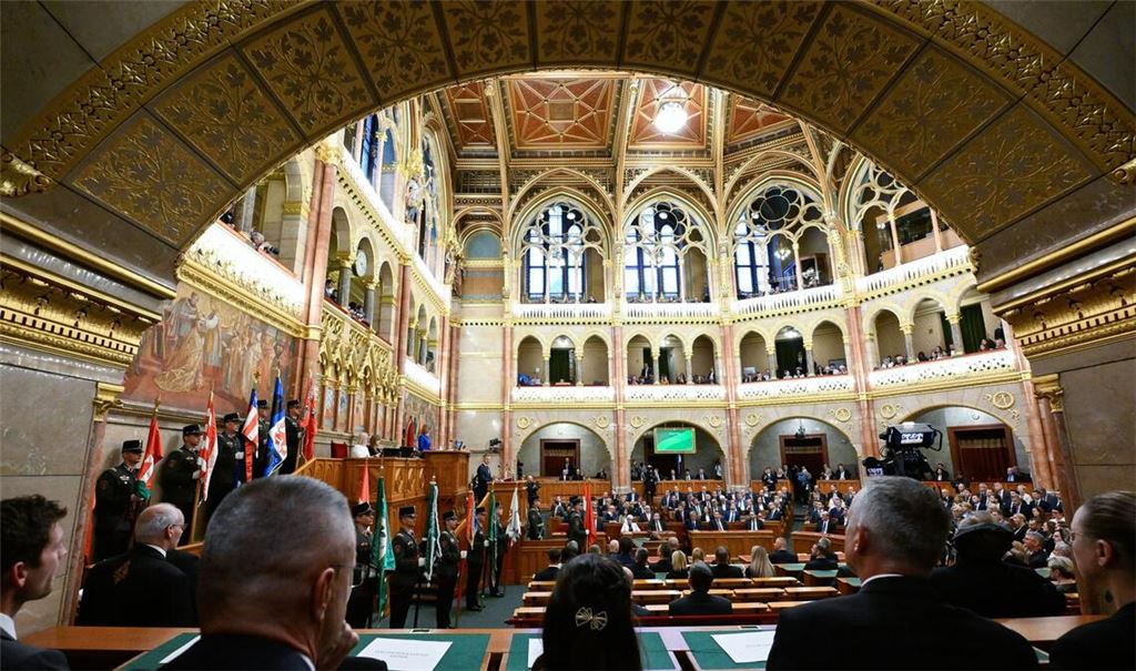 Ungarns neues Parlament hat den Austritt des Landes aus dem Internationalen Strafgerichtshof (IStGH) gestoppt. (Archivbild)