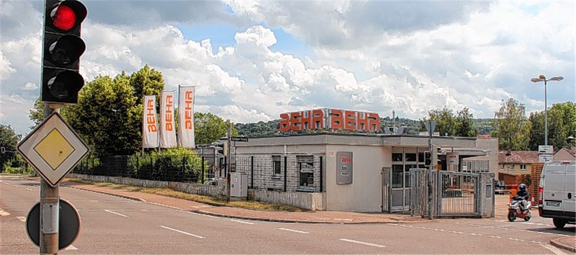 Unklare Zukunft: Bei der Geschäftsleitung der Firma Behr liegen Pläne auf dem Tisch, wonach das Pforzheimer Werk bis 2016 verlagert werden soll. 