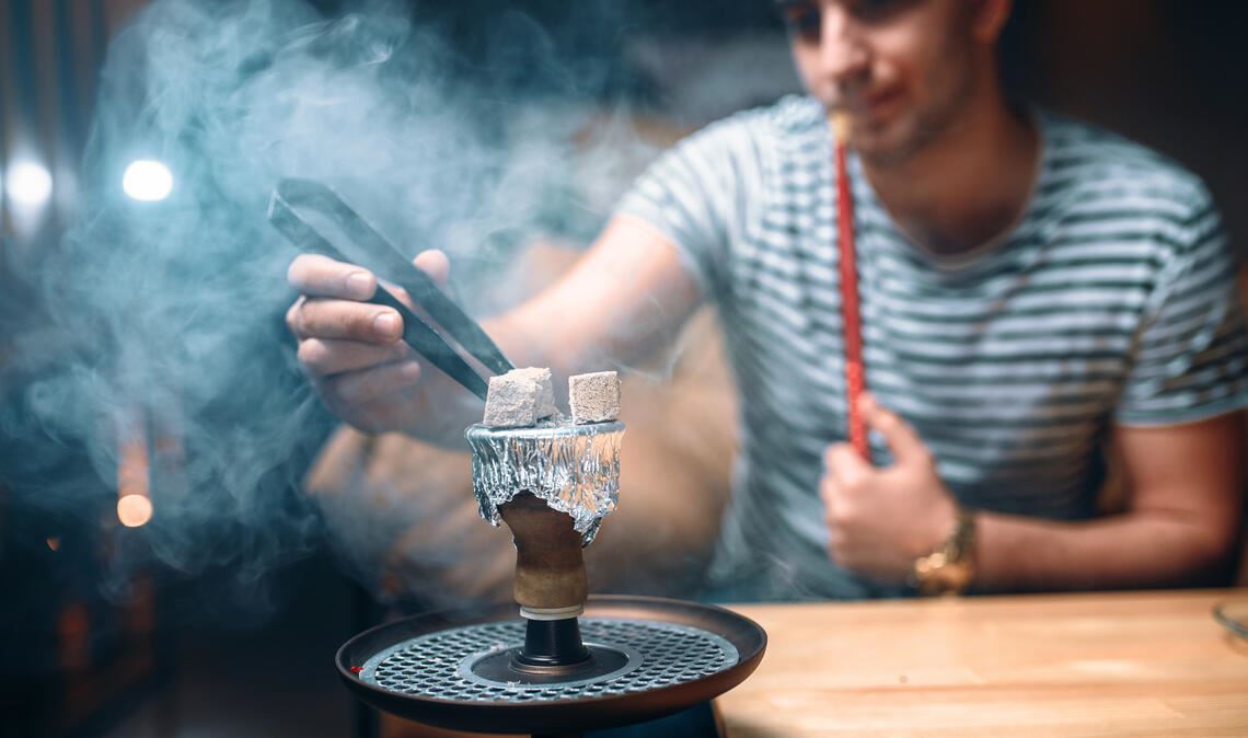 Unter anderem defekte CO-Warnmelder beanstanden Kontrolleure bei Überprüfungen von Gaststätten in Pforzheim. Foto: AdobeStock/Nomad Soul