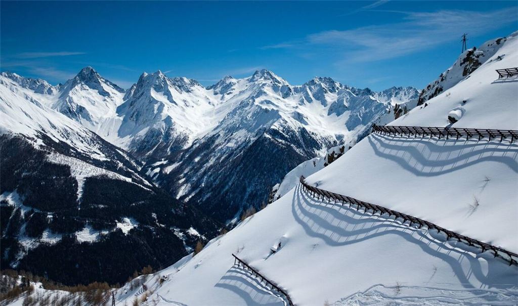 Unter anderem in Österreich sind mehrere Menschen durch Lawinen ums Leben gekommen (Archivbild).