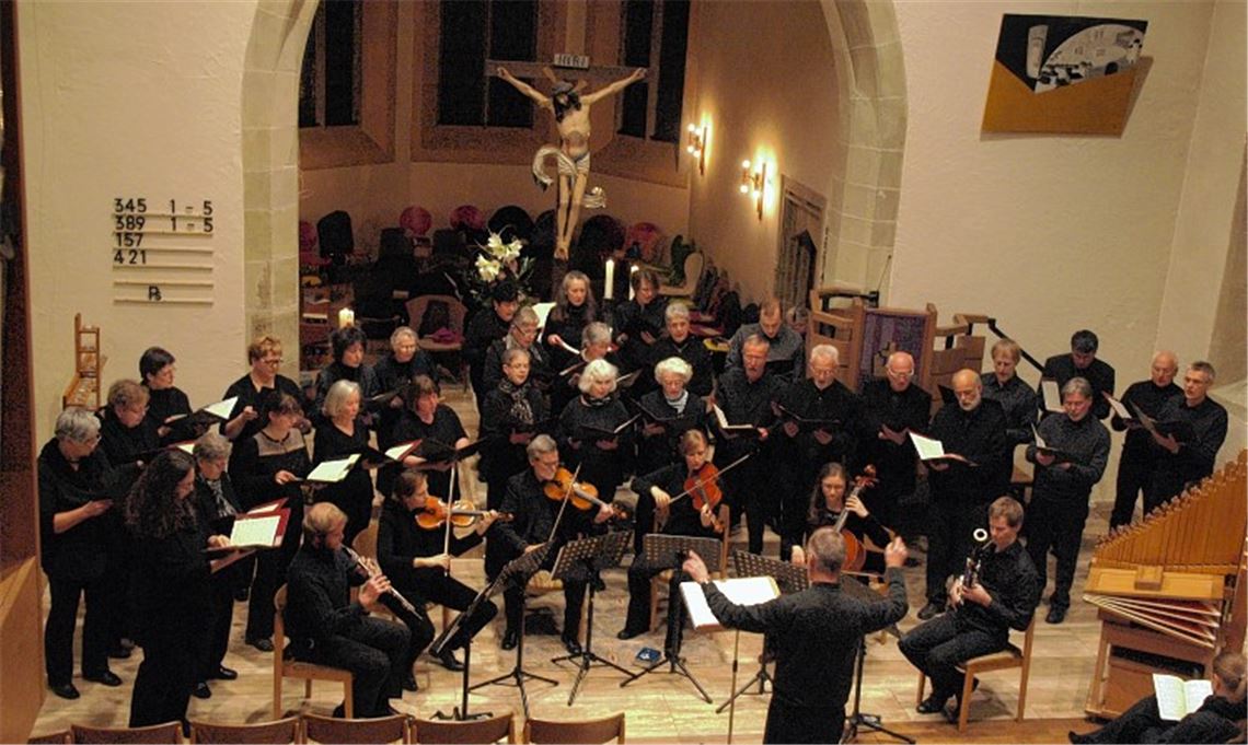 Unter der Leitung von Siegfried Mangold gestalten Sänger und Instrumentalisten einen Kantatengottesdienst zum Buß- und Bettag.