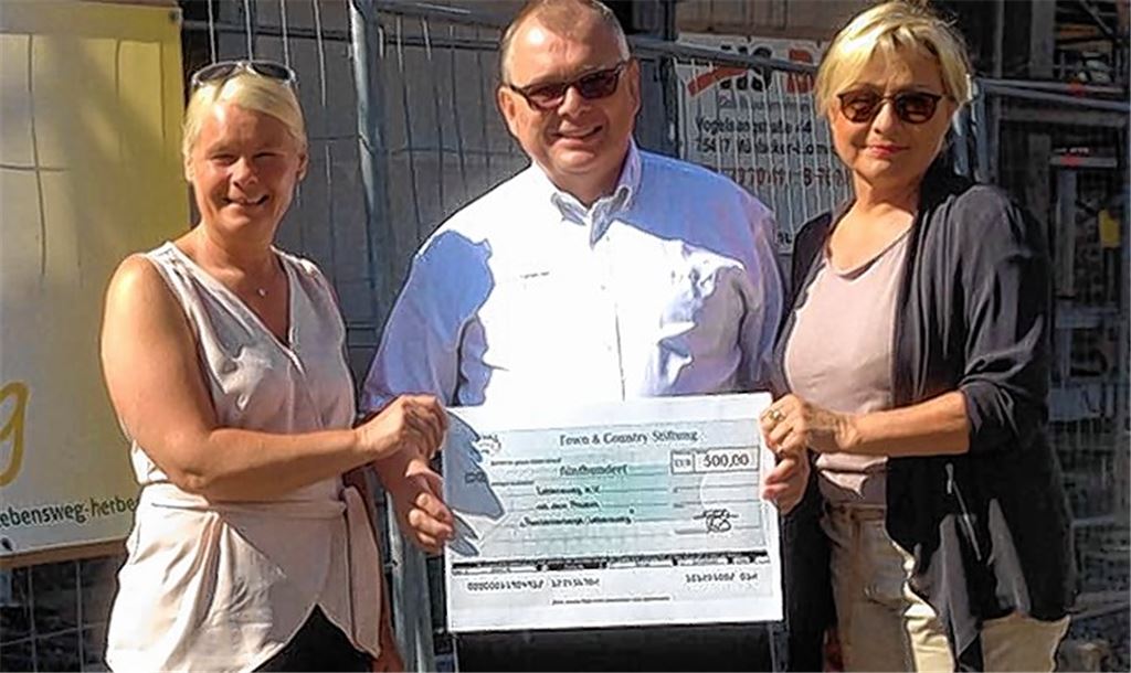 „Town & Country“-Stiftung unterstützt Lebensweg