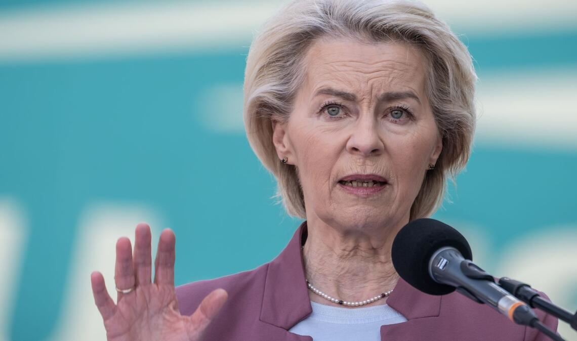Ursula von der Leyen warnt vor einer verfrühten Lockerung der Iran-Sanktionen.
