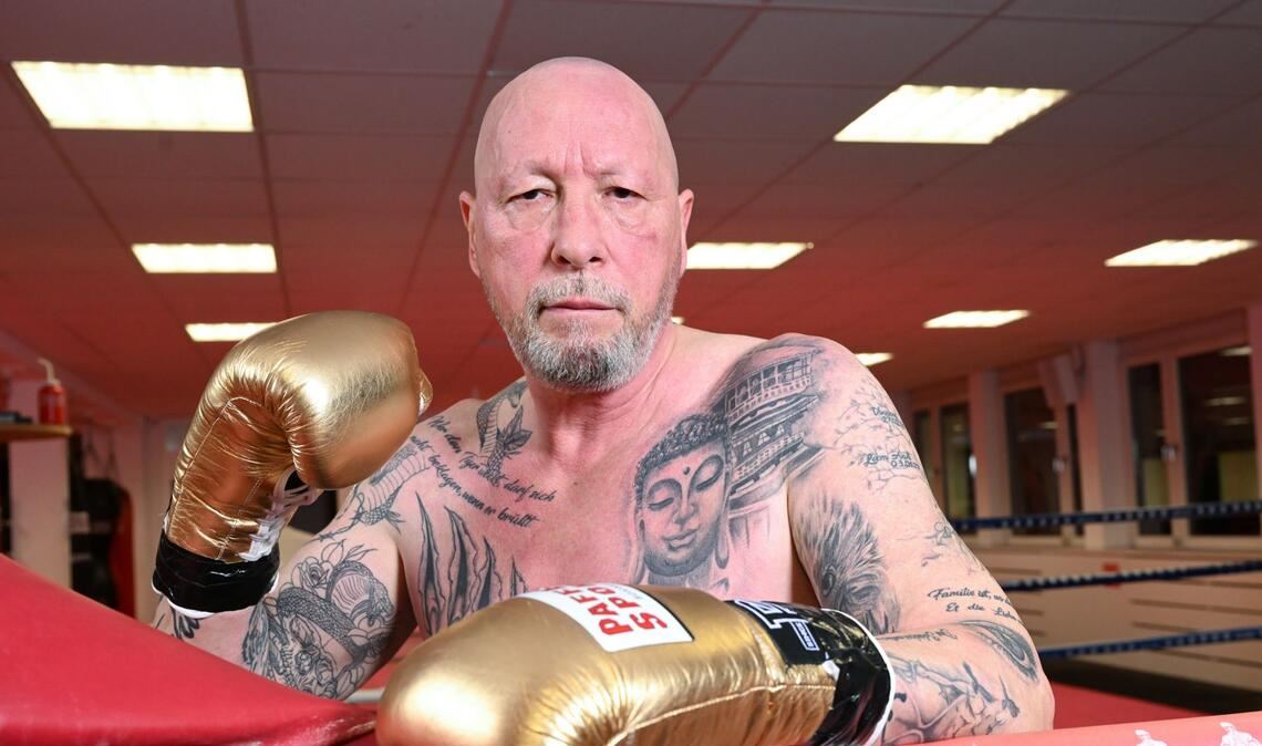 Uwe Hück ist Boxer und betreibt zudem ein Fitnessstudio.