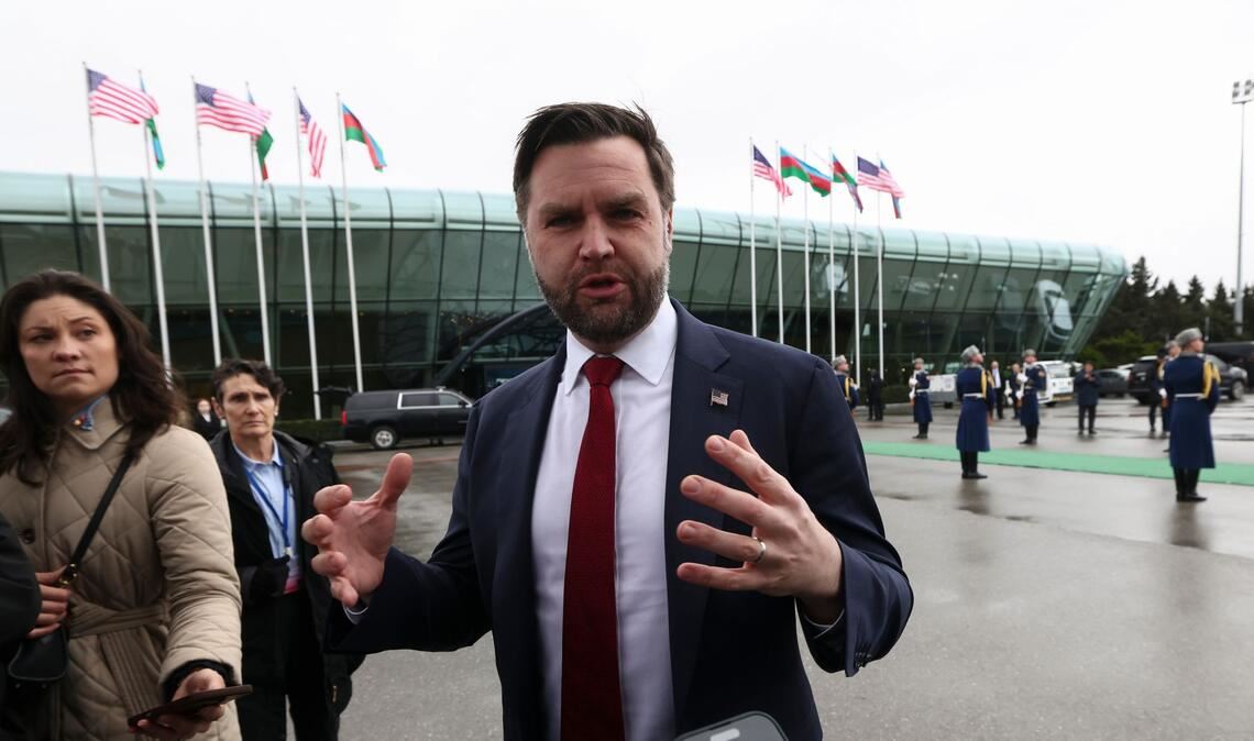 Vance bezeichnet einen Sturz der iranischen Führung als Sache des Volkes.