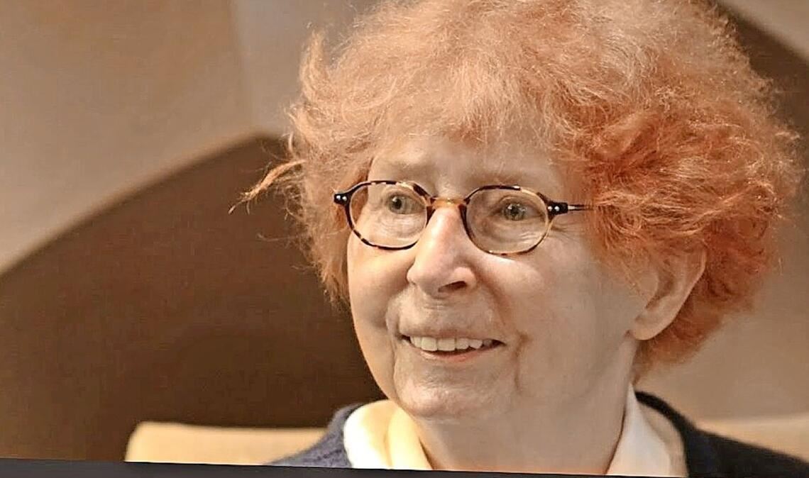 Vera Mercer  – hier in einem Interview der Reihe „Pepper Photo-Chat“