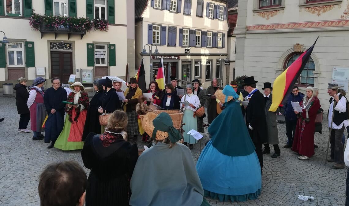 Verabschiedung der Auswanderer beim Vaihinger Historienspektakel. Foto: Arning
