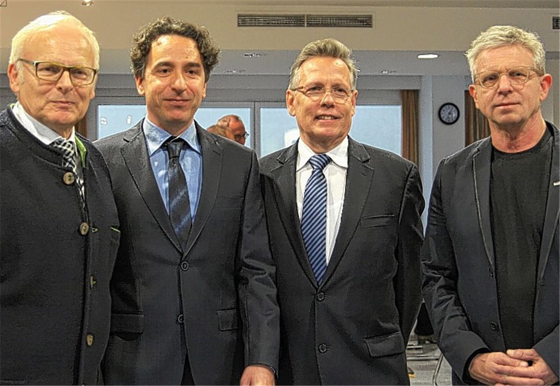 Den roten Faden weitergegeben Den roten Faden weitergegeben
