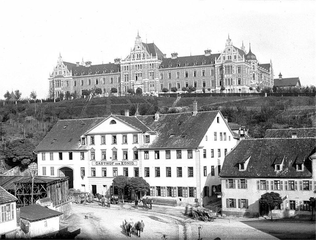 Verbindungen: In der Tübinger Nervenklinik wird der Mühlhäuser „Mordbrenner“ Ernst August Wagner nach der Tat vom 4. September 1913 auf seinen Geisteszustand hin untersucht.