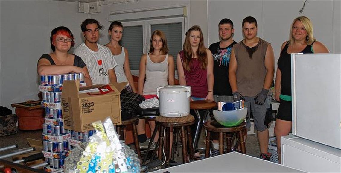 Vereint im Umzugschaos zusammenzustehen, lautet vorerst die Devise.