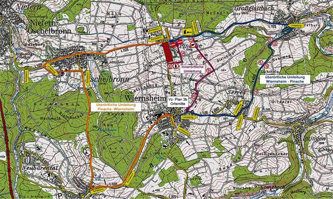 Verkehrsteilnehmer müssen sich in den nächsten Wochen auf Behinderungen im Raum Pinache einstellen. Es gibt mehrere Umleitungsstrecken für Autos und den Schwerlastverkehr.