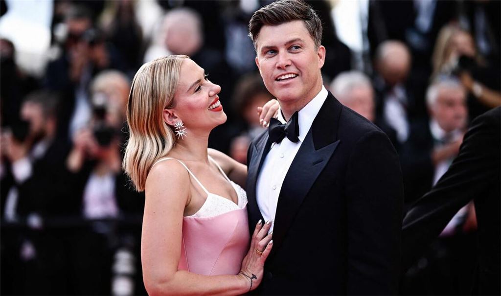 Verliebte Blicke: Scarlett Johansson und Colin Jost.