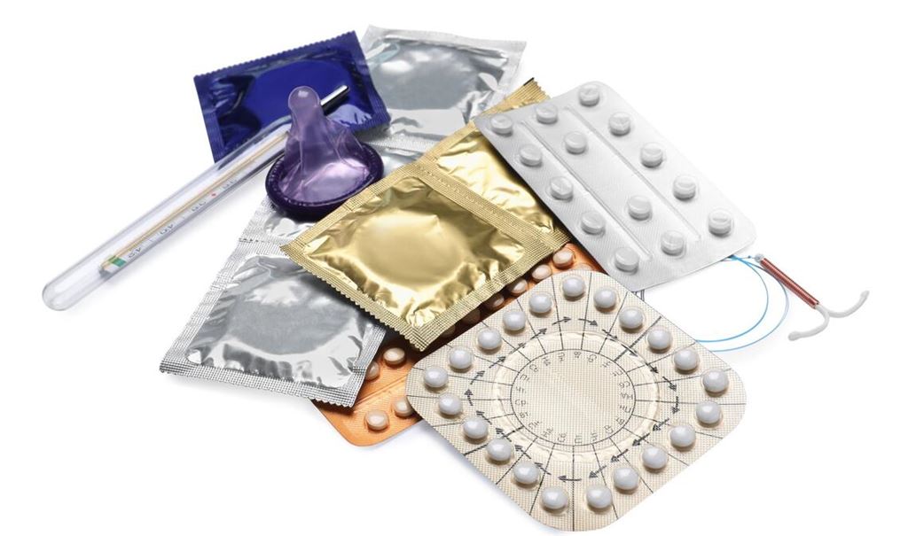 Verschiedene Methoden, ein Ziel: Unter Empfängnisverhütung versteht man die Verhinderung eines Eisprungs, der Befruchtung einer Eizelle durch eine Samenzelle  sowie der Einnistung einer befruchteten Eizelle in die Gebärmutterschleimhaut.