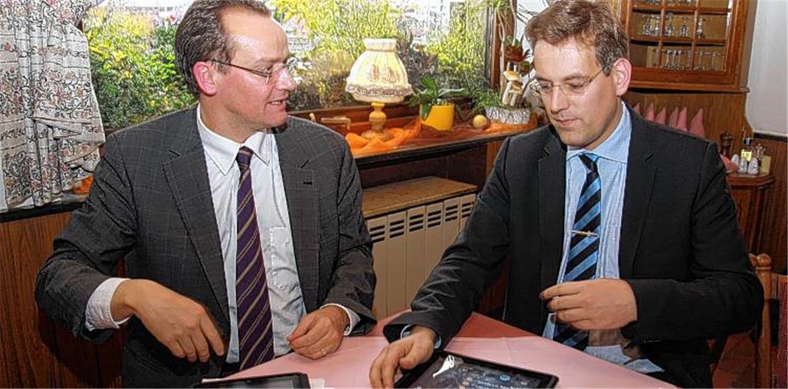 Verstehen sich persönlich und politisch gut: Gunther Krichbaum (CDU, li.) und Professor Dr. Erik Schweickert (FDP). 