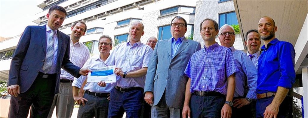 „Hochform“ schlüpft unters ZPT-Dach