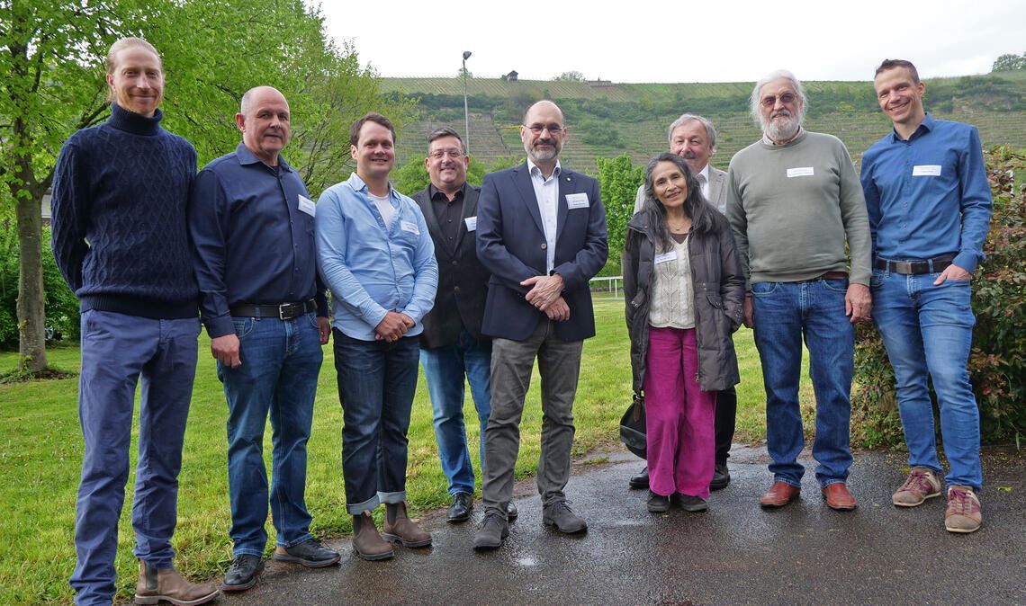 Vertreter von Kommunalpolitik und Weinbau setzen sich am Freitagabend in diversen Vorträgen für die Steillagen ein. Foto: Friedrich
