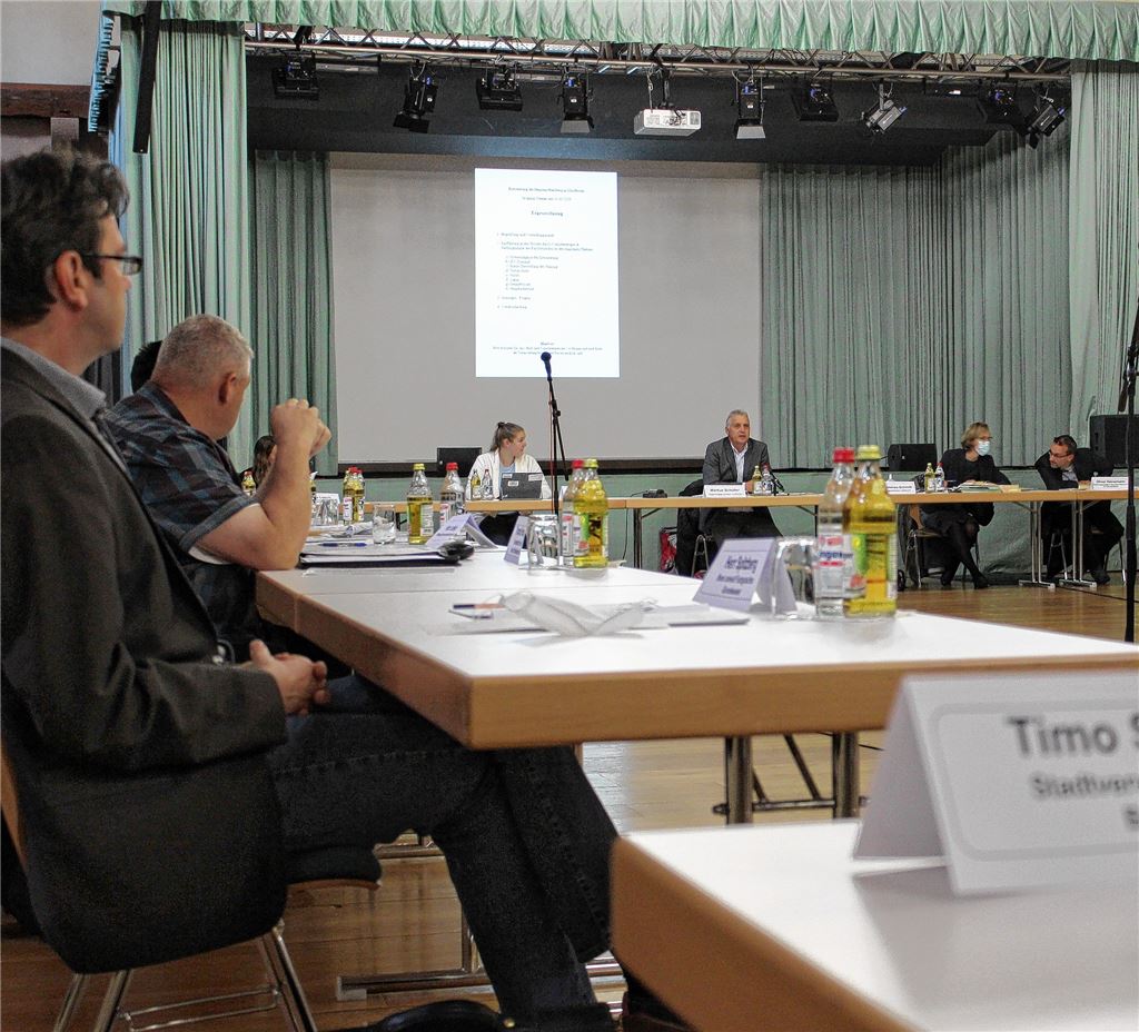 Mammutrunde zur Deponie-Erweiterung