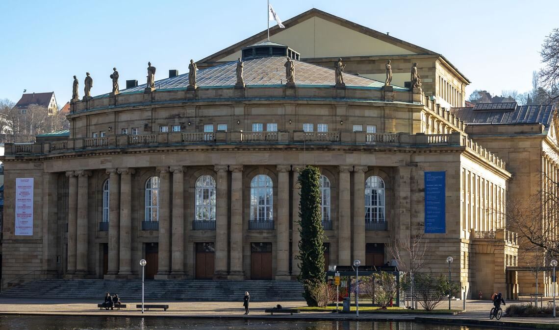 Verzicht auf spartenübergreifendes Magazin: das Opernhaus der  Stuttgarter Staatstheater