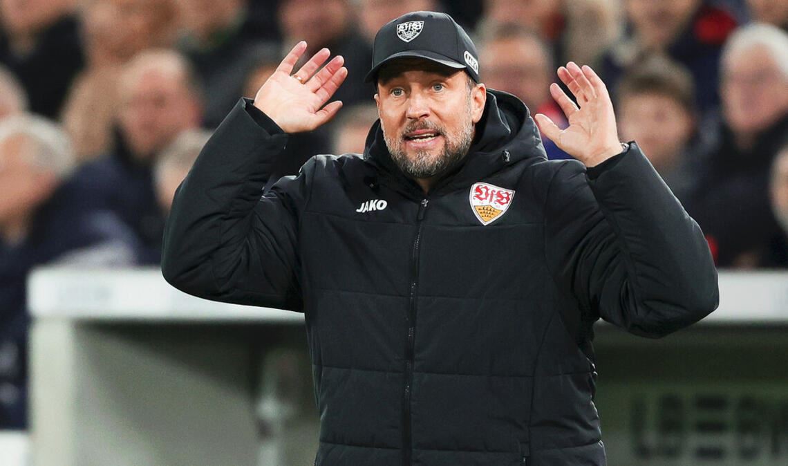 VfB-Trainer Sebastian Hoeneß steht im Fokus: Seine Vorliebe für Rochaden in der Startelf sorgt für Diskussionen.