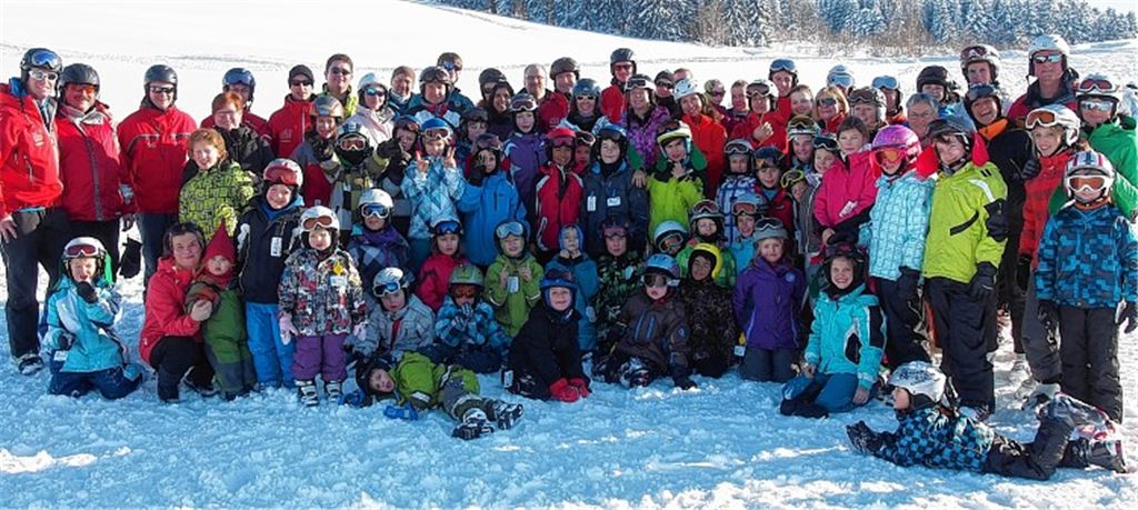 Viel Vergnügen auf den Pisten: 44 Kinder sind mit dem Skiclub Kraichgau unterwegs. Foto: privat
