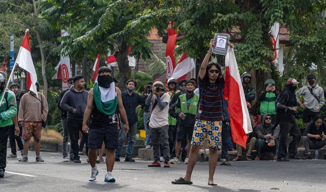 Viele der Demonstranten sollen von außerhalb nach Bali gereist sein.