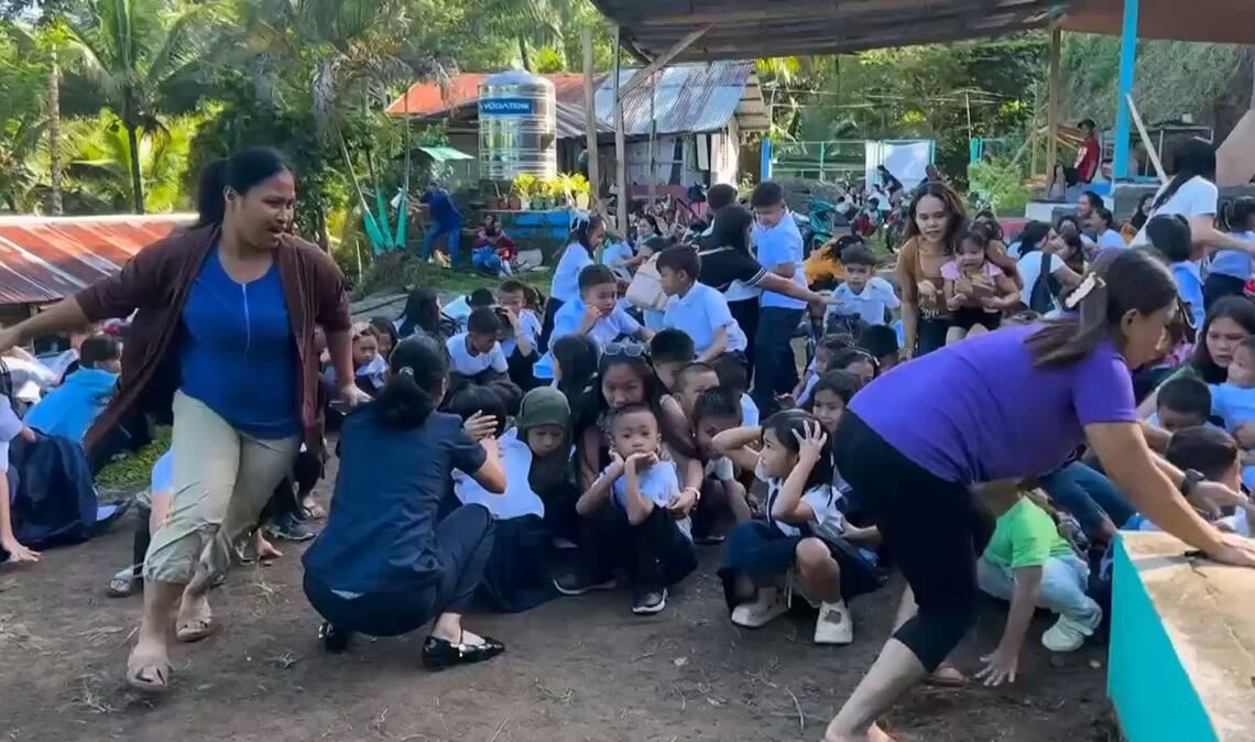 Vielerorts war es der erste Schultag auf den Philippinen.