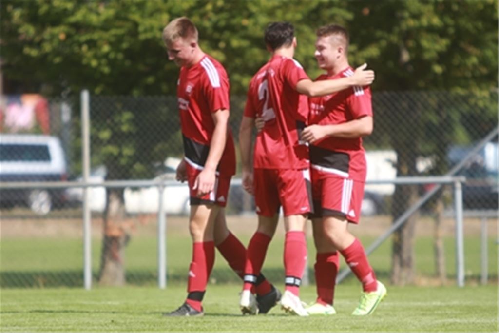 Vier Treffer durften die Großglattbacher am Sonntag feiern, nun geht es für die Mannschaft beim VfB Vaihingen weiter. Foto: Huber