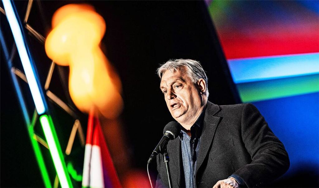 Viktor Orban im Wahlkampfmodus:  Doch  Korruptionsskandale,  seine engen Bande zu Moskau und die miese Wirtschaftslage Ungarns werden zum Problem.