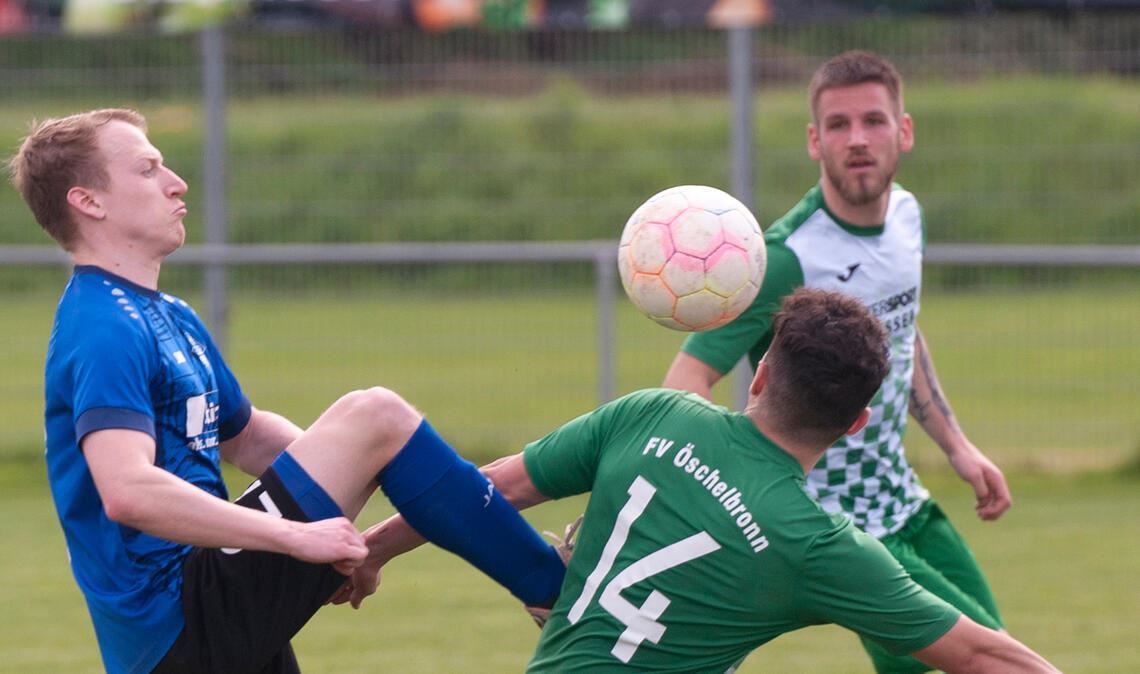 Viktoria verliert nicht nur dieses Duell am Sonntag. Foto: Fotomoment