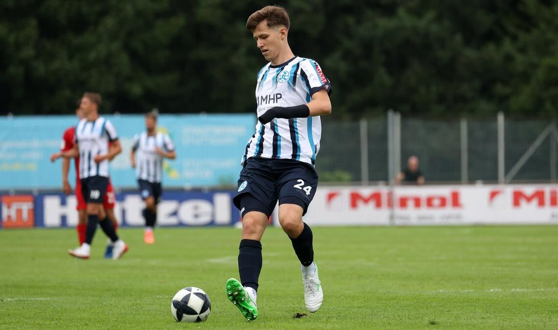 Chance für Vincent Schwab Vincent Schwab wird in die Innenverteidigung rücken.