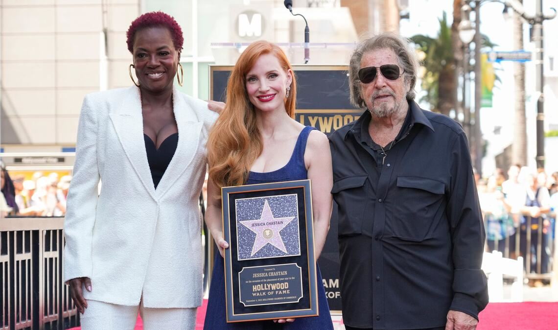 Viola Davis und Al Pacino zollen Jessica Chastain Tribut.