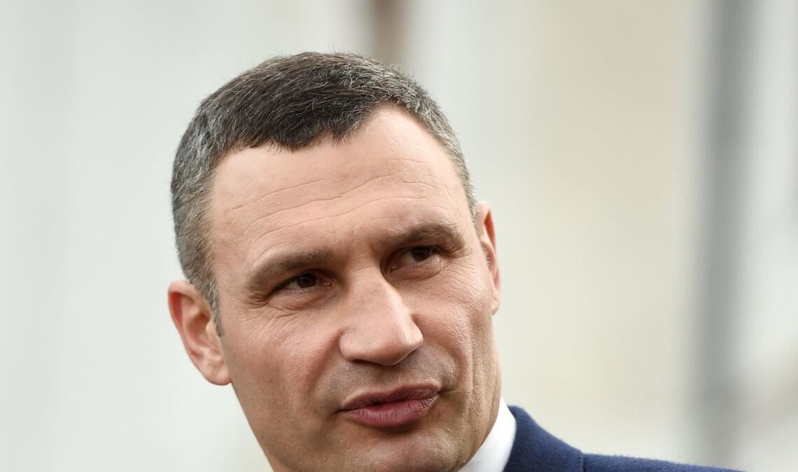 Vitali Klitschko hat auf Telegram bestätigt, dass in Kiew Schüsse gefallen sind.