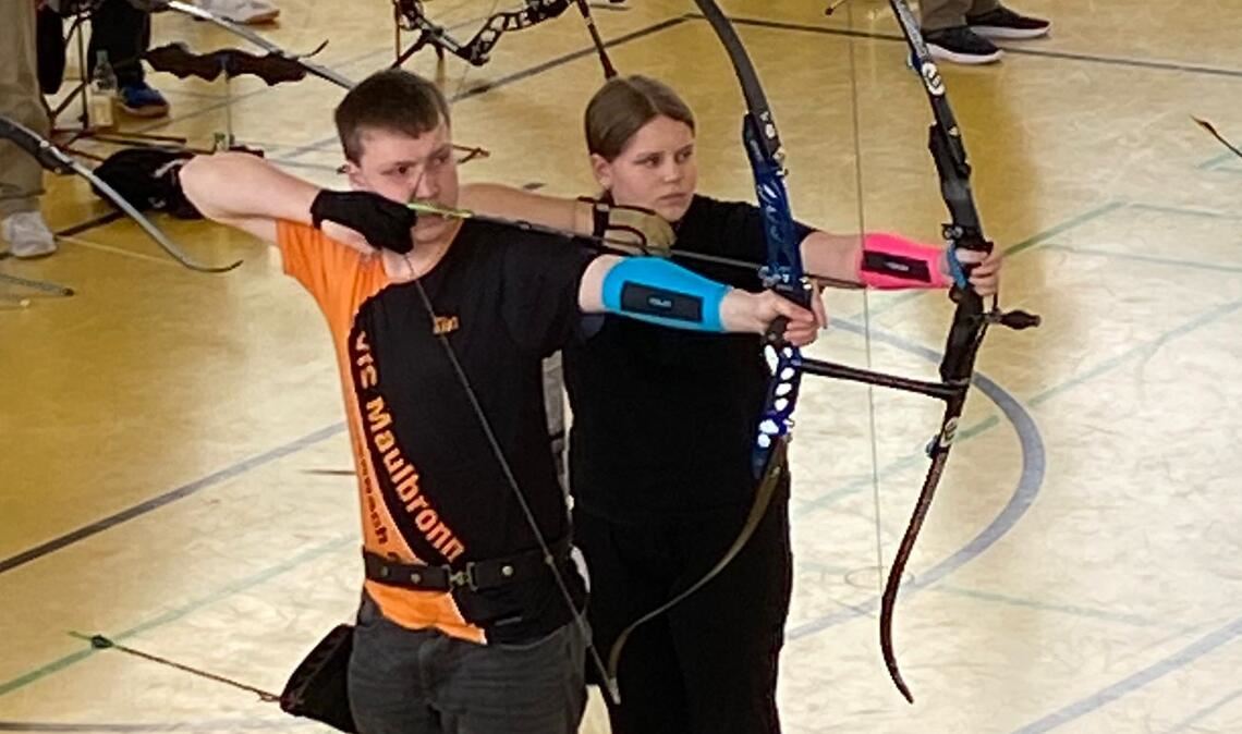 Vizemeister Tim Riexinger und die süddeutsche Meisterin Emilia Combe.