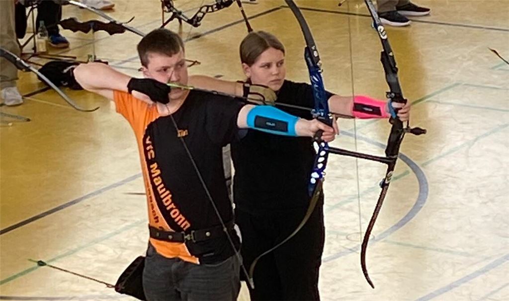 Vizemeister Tim Riexinger und die süddeutsche Meisterin Emilia Combe.