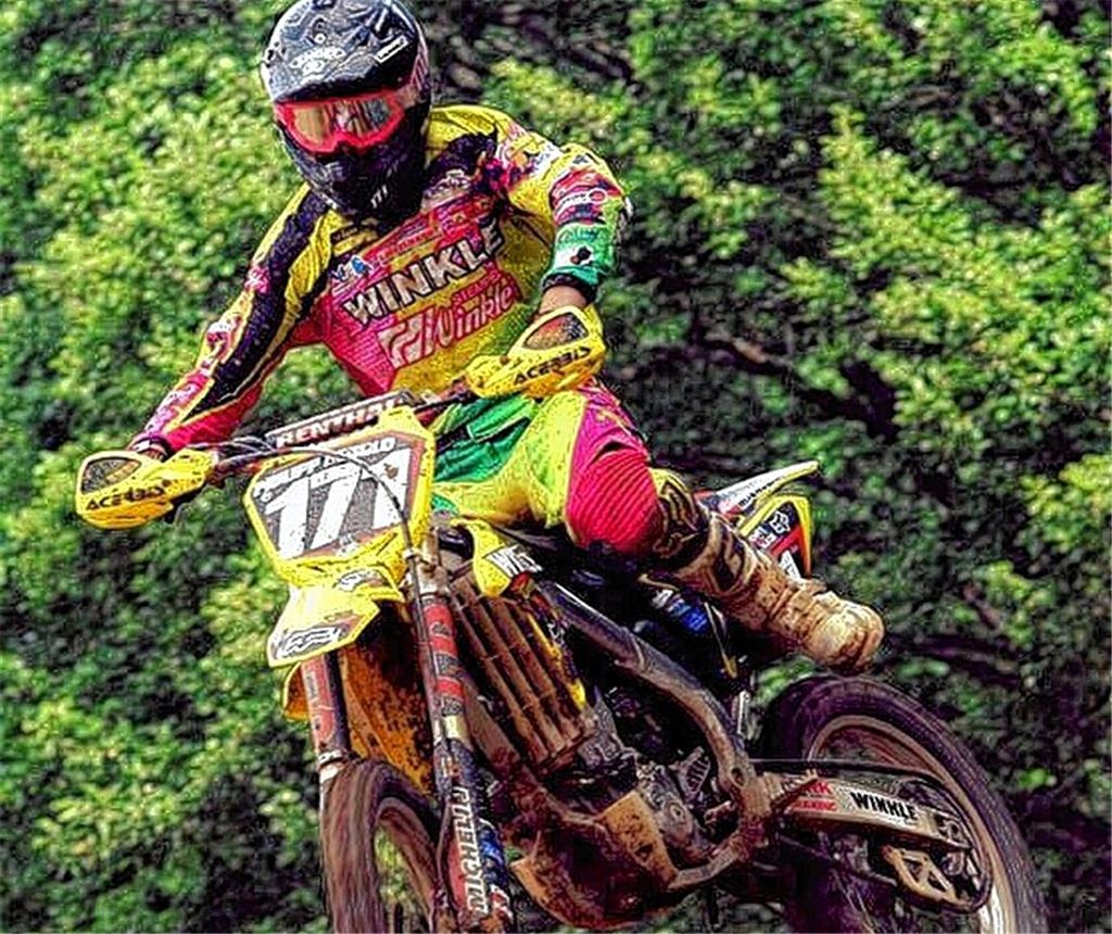 Völlig verdreckt: Die Bedingungen in Sontra kosten Philipp Herold den Podestplatz.