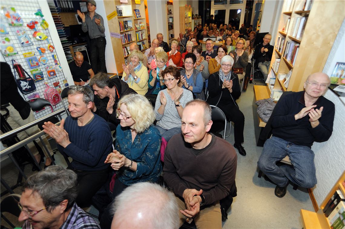 911_0008_64935_vh_Poetry_Slam_Finale_Publikum